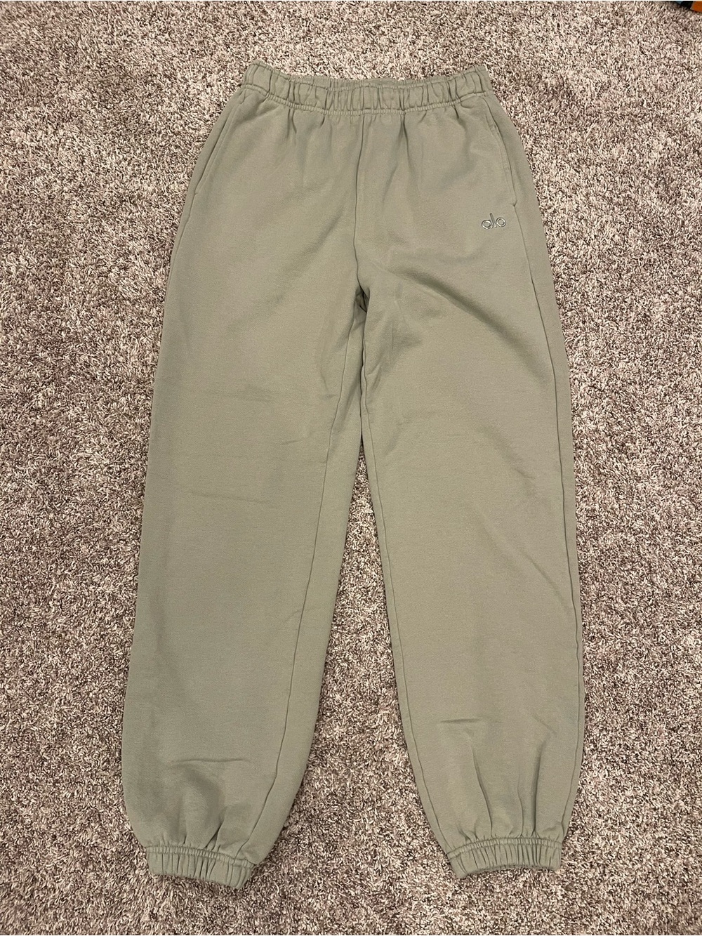Alo Accolade Sweatpants Joggers Size Medium